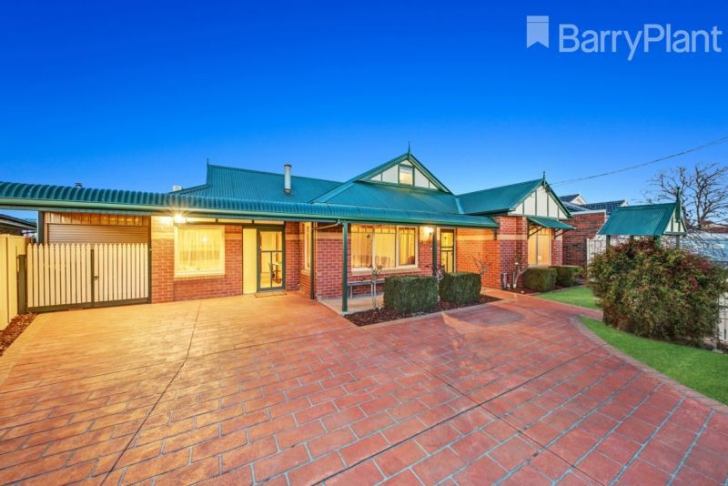 19 Hibiscus Court, Altona Meadows, VIC 3028 - Thumbnail 1 - 19/05/2019