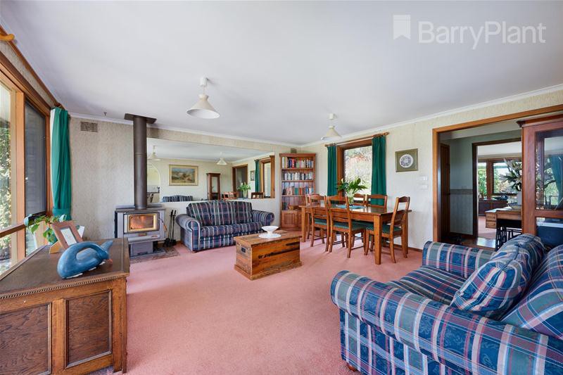 33 Frawley Road, Hallam, VIC 3803 - Thumbnail 2 - 19/05/2019