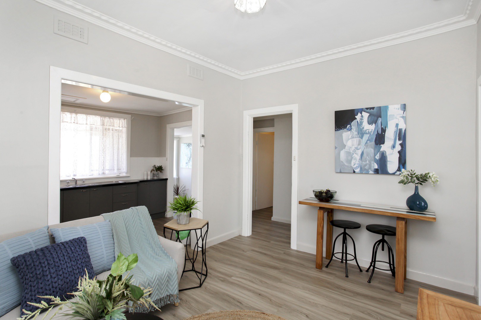 33 Sandford Avenue, Sunshine North, VIC 3020 - Thumbnail 2 - 19/05/2019