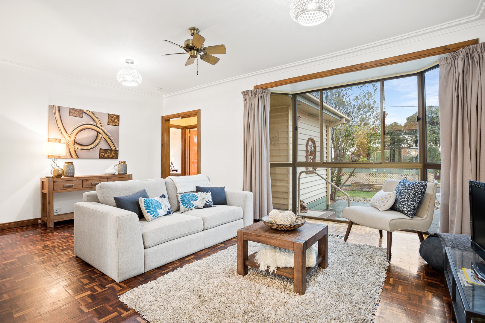 16 Mountfield RoadMitcham, VIC 3132, Mitcham - Thumbnail 2