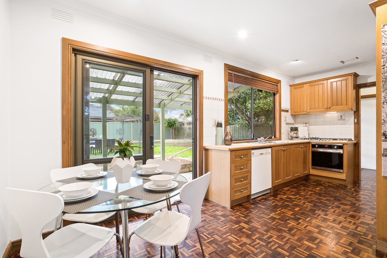 16 Mountfield RoadMitcham, VIC 3132, Mitcham - Thumbnail 3