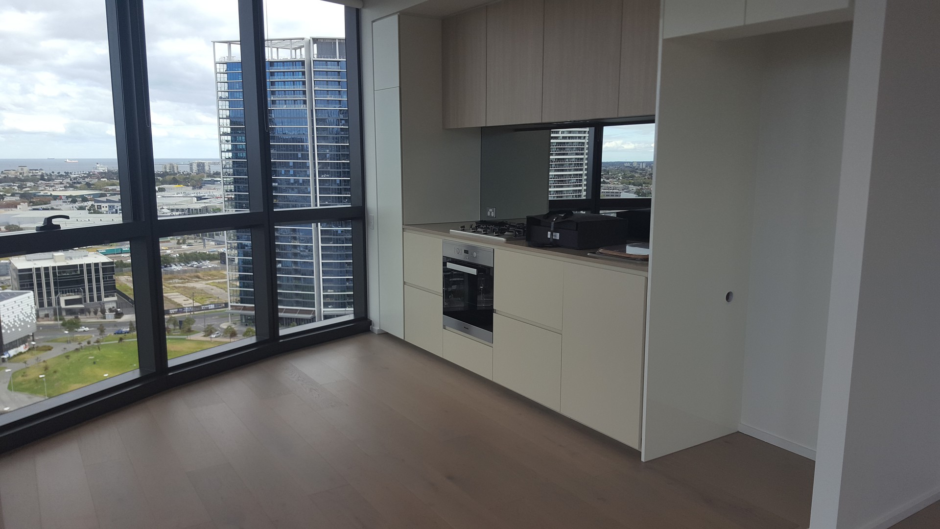 883 Collins Street, Docklands, VIC 3008 - Thumbnail 2 - 24/05/2019