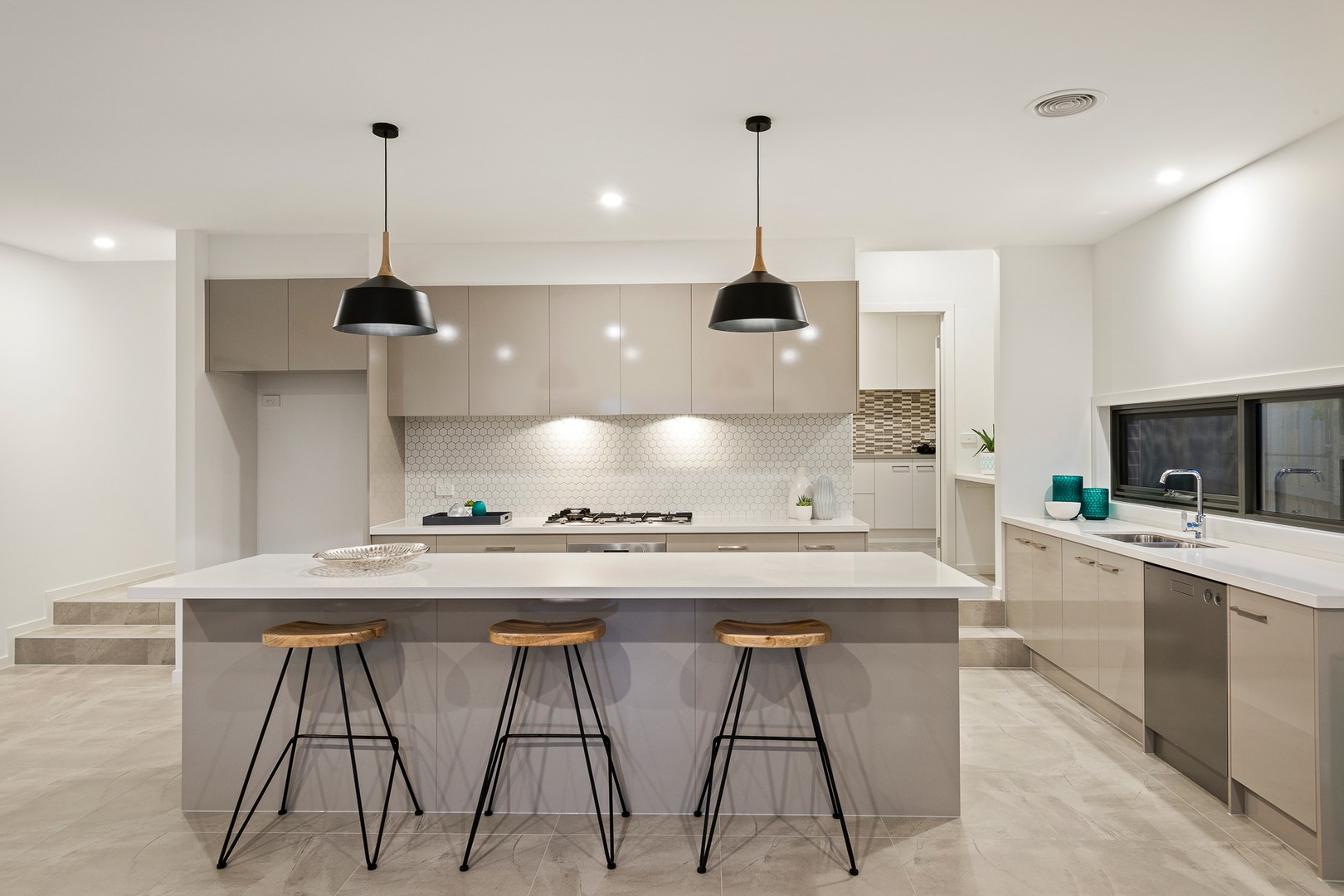 3A Colchester Drive, Doncaster East, VIC 3109, Doncaster East - Thumbnail 3