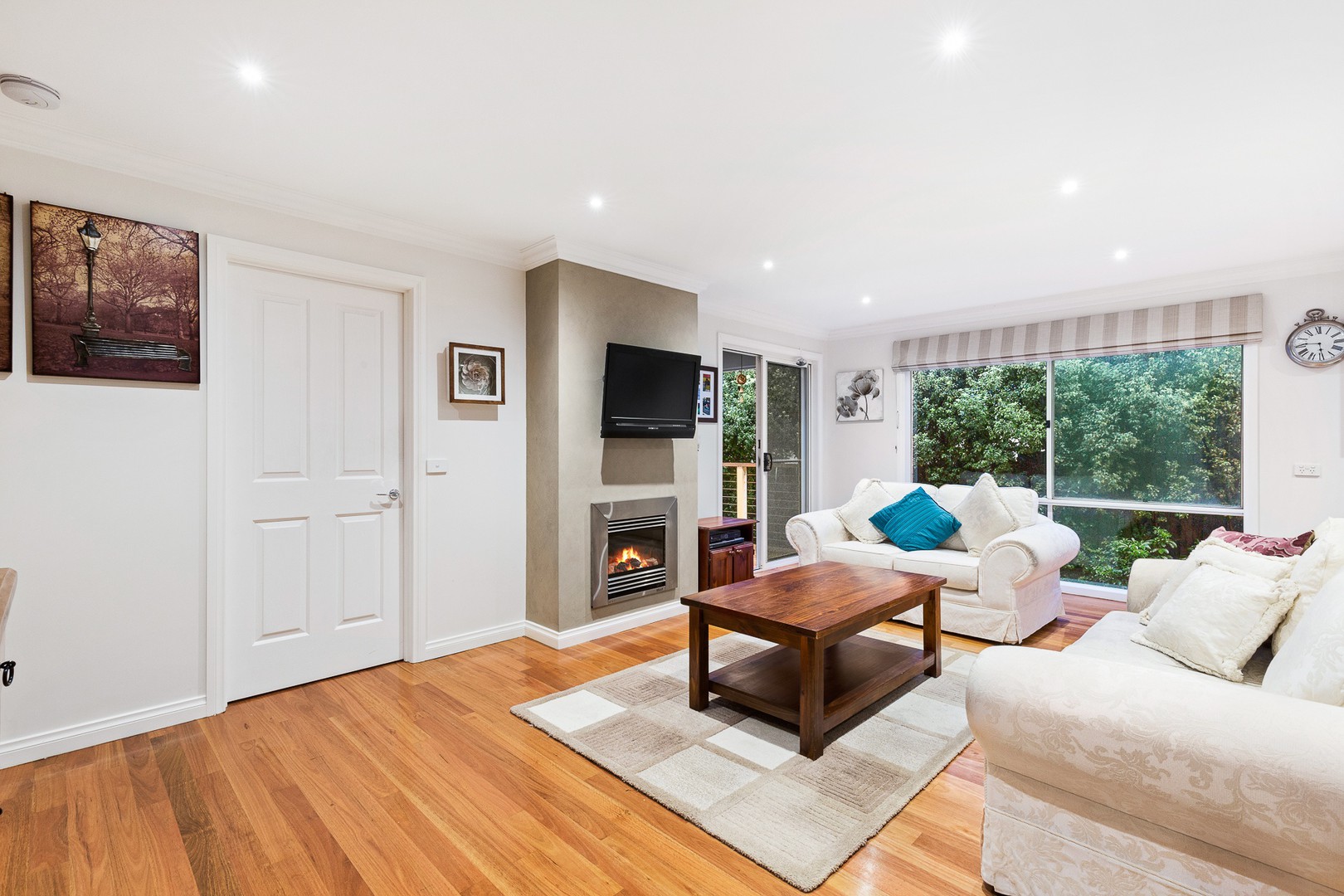 2/49 Ashwood DriveNunawading, VIC 3131, Nunawading - Thumbnail 2