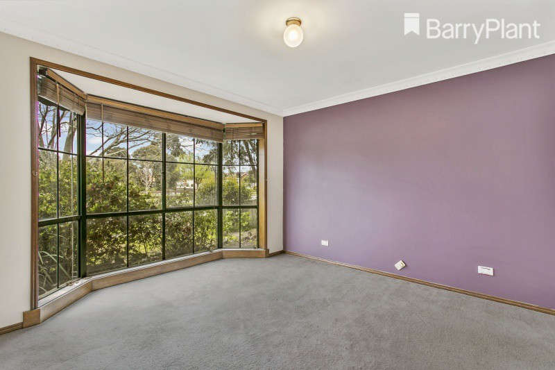 7 Linda Drive, Cranbourne West, VIC 3977 - Thumbnail 2 - 18/05/2019