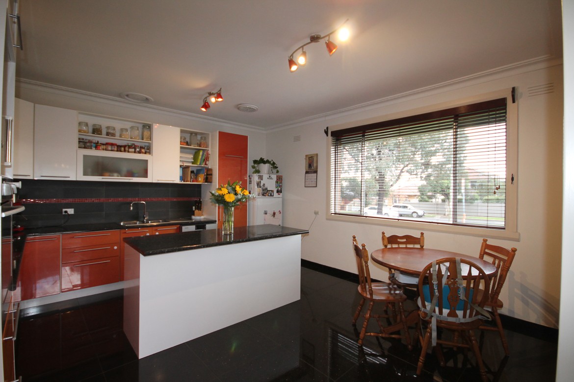 2/465 Murray Road, Preston, VIC 3072 - Thumbnail 1 - 24/05/2019