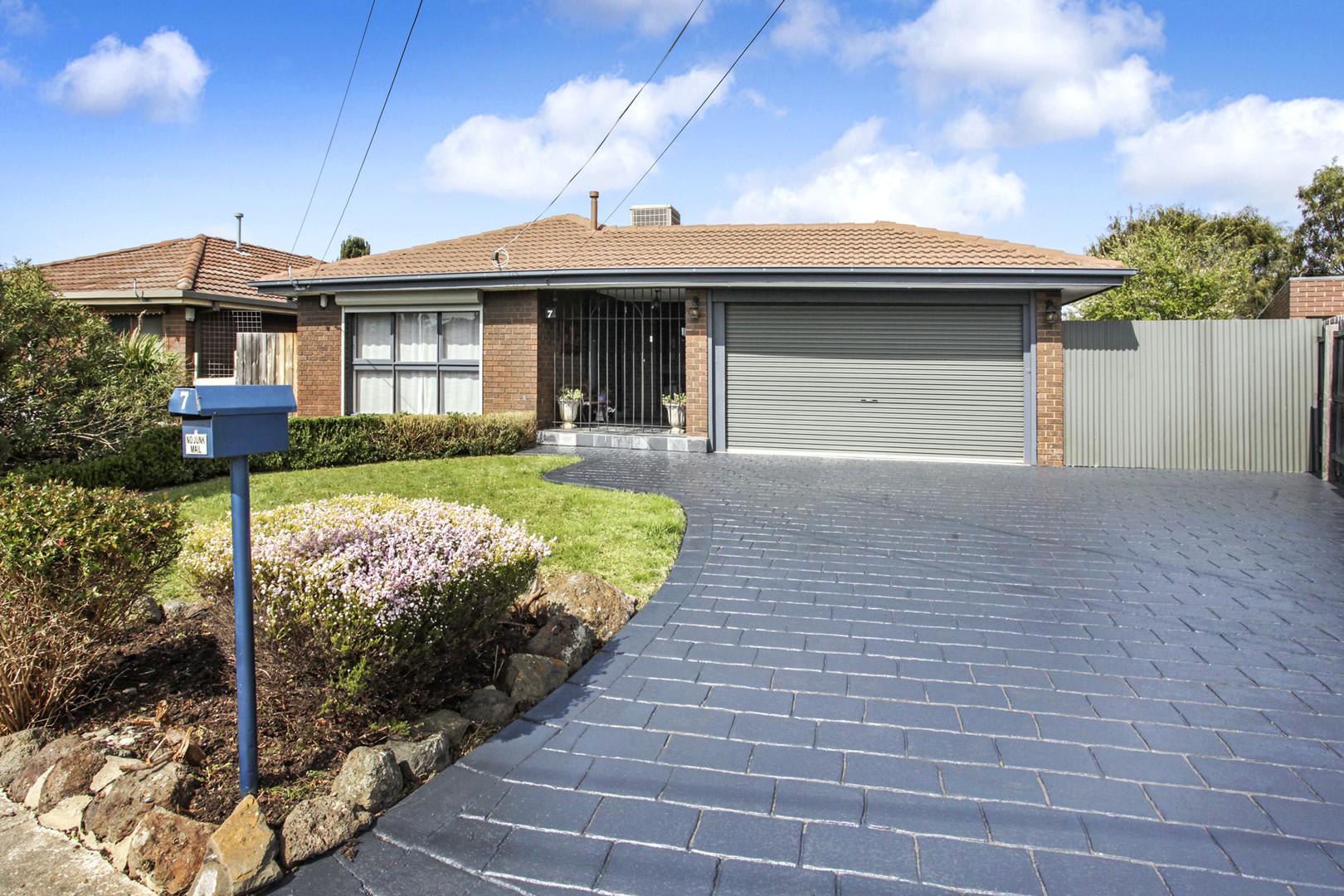 7 Pershore Court, Westmeadows, VIC 3049 - Thumbnail 1 - 18/05/2019