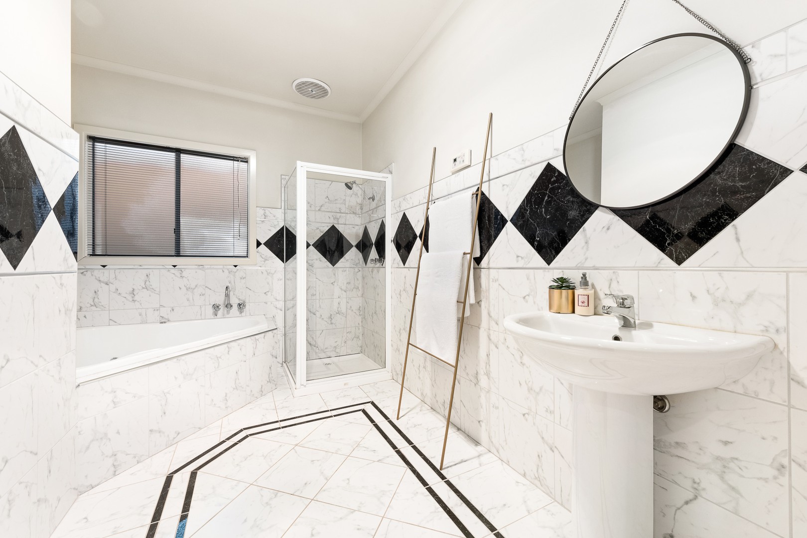 2A Austin Street, Bulleen, VIC 3105, Bulleen - Thumbnail 6