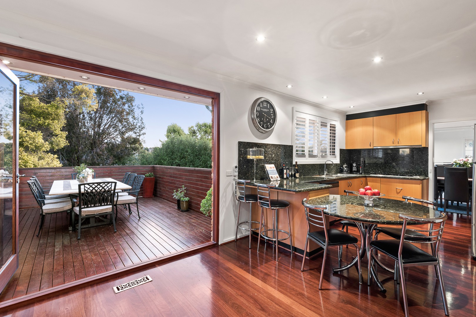 2 Ians Grove, Templestowe Lower, VIC 3107, Templestowe Lower - Thumbnail 3
