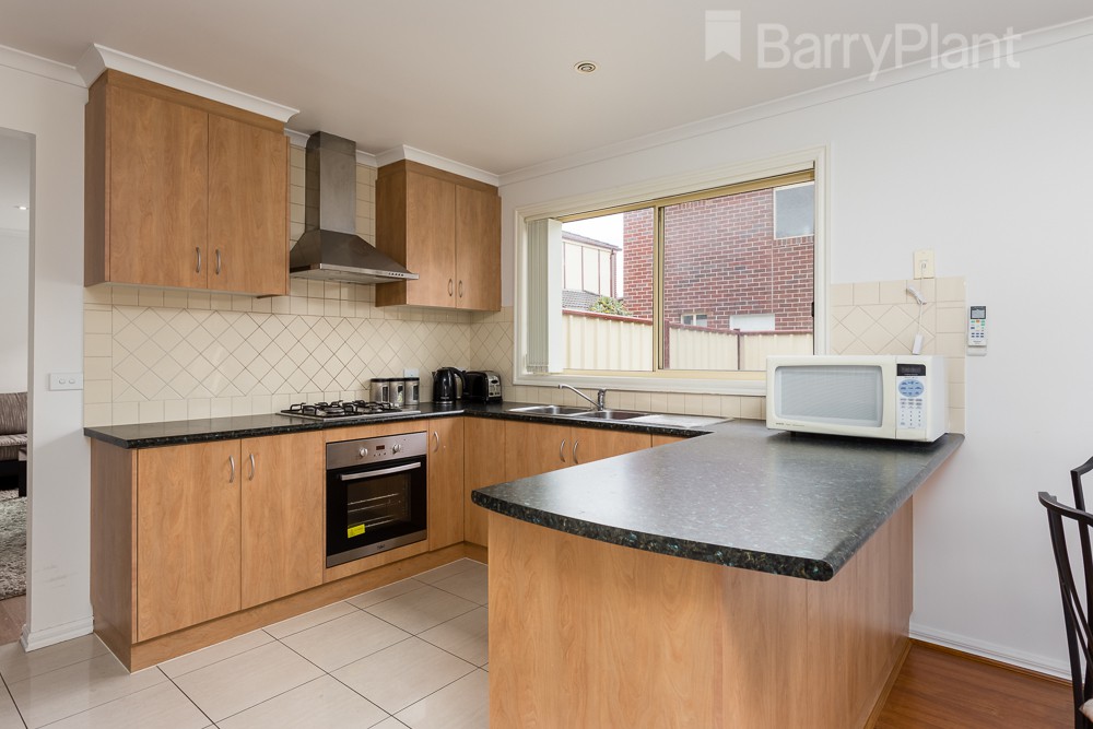 1/28 Kensington Crescent, Altona Meadows, VIC 3028 - Thumbnail 1 - 24/05/2019