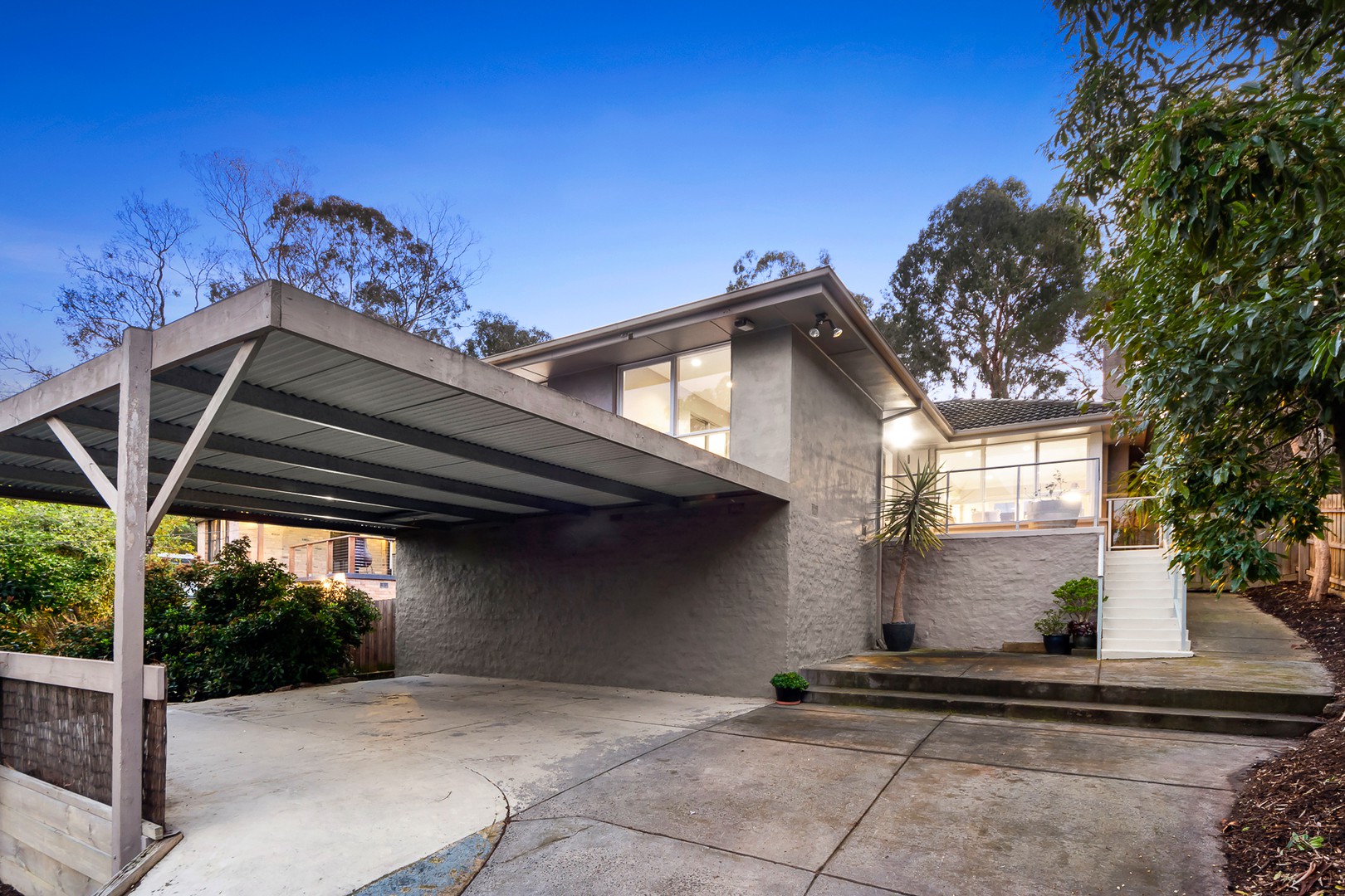 2/30 Kirwana Grove, Montmorency, VIC 3094, Montmorency - Thumbnail 2