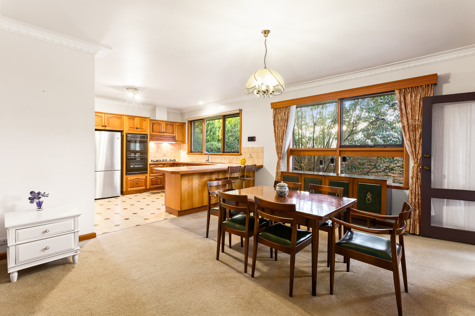172 George Street, Doncaster, VIC 3108, Doncaster - Thumbnail 2
