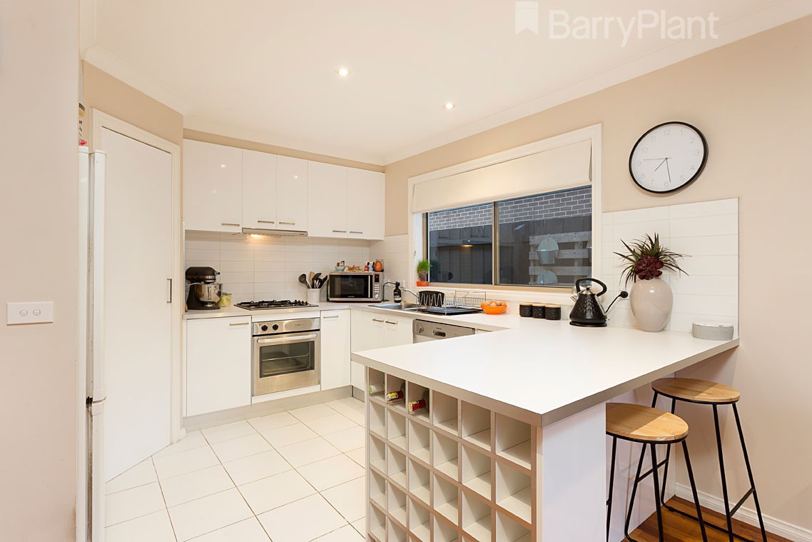 2/37-39 May Avenue, Altona Meadows, VIC 3028 - Thumbnail 1 - 18/05/2019