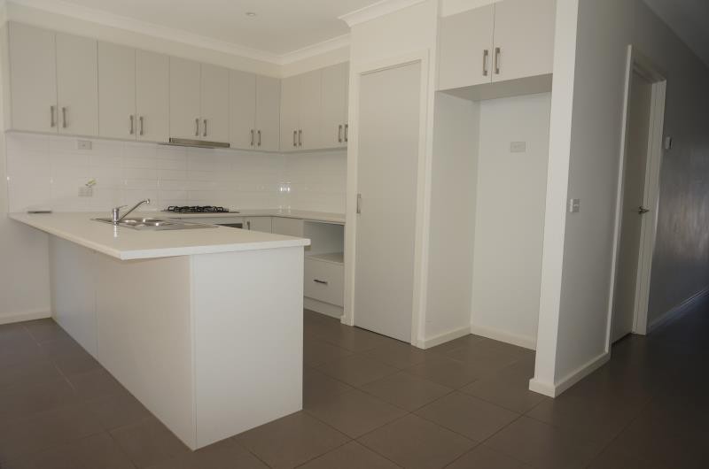 4/44-46 Darbyshire Street, Sunbury, VIC 3429 - Thumbnail 1 - 24/05/2019