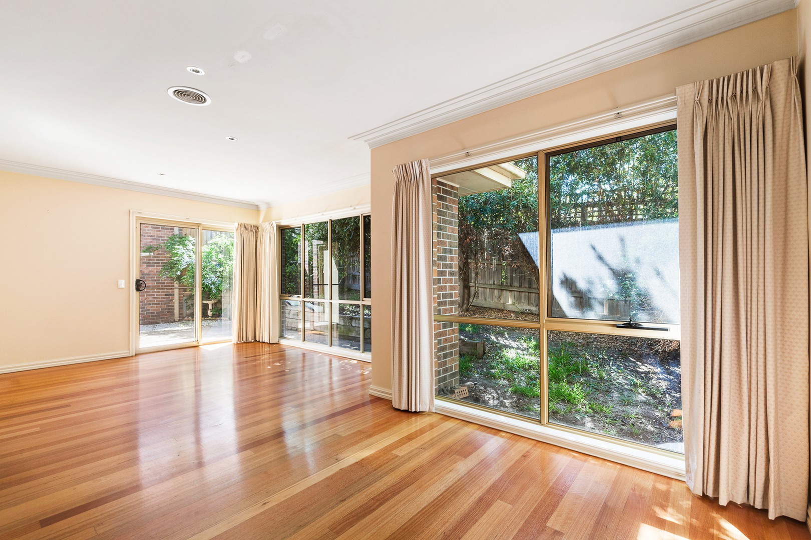 3/10 Hodgson Street, Templestowe Lower, VIC 3107, Templestowe Lower - Thumbnail 2