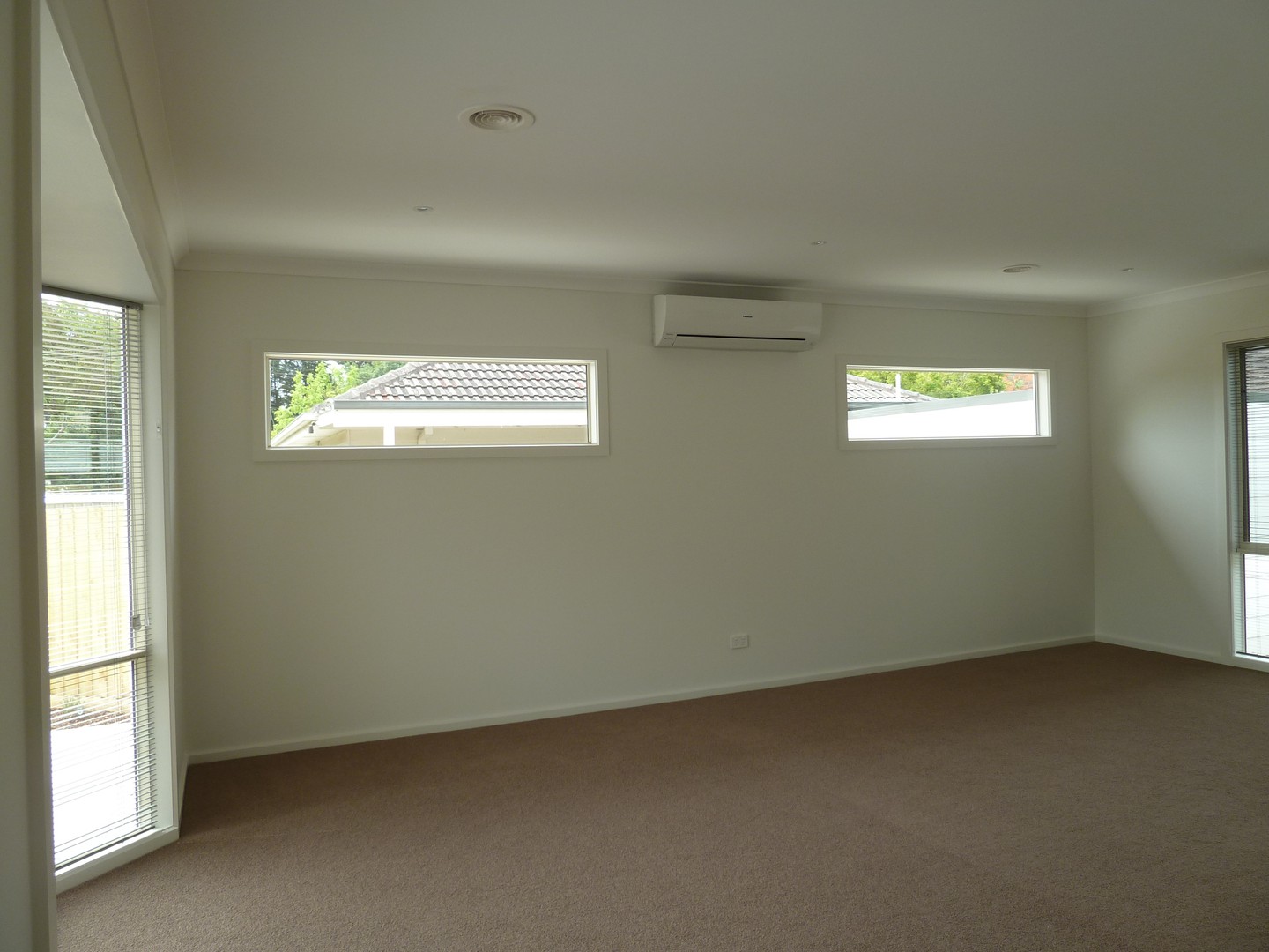 2/11 Lance Road, Bayswater, VIC 3153 - Thumbnail 2 - 24/05/2019