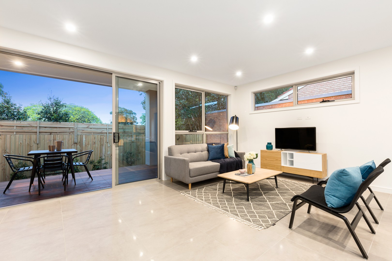 3/71 Atkinson Street, Templestowe, VIC 3106 - Thumbnail 2 - 18/05/2019