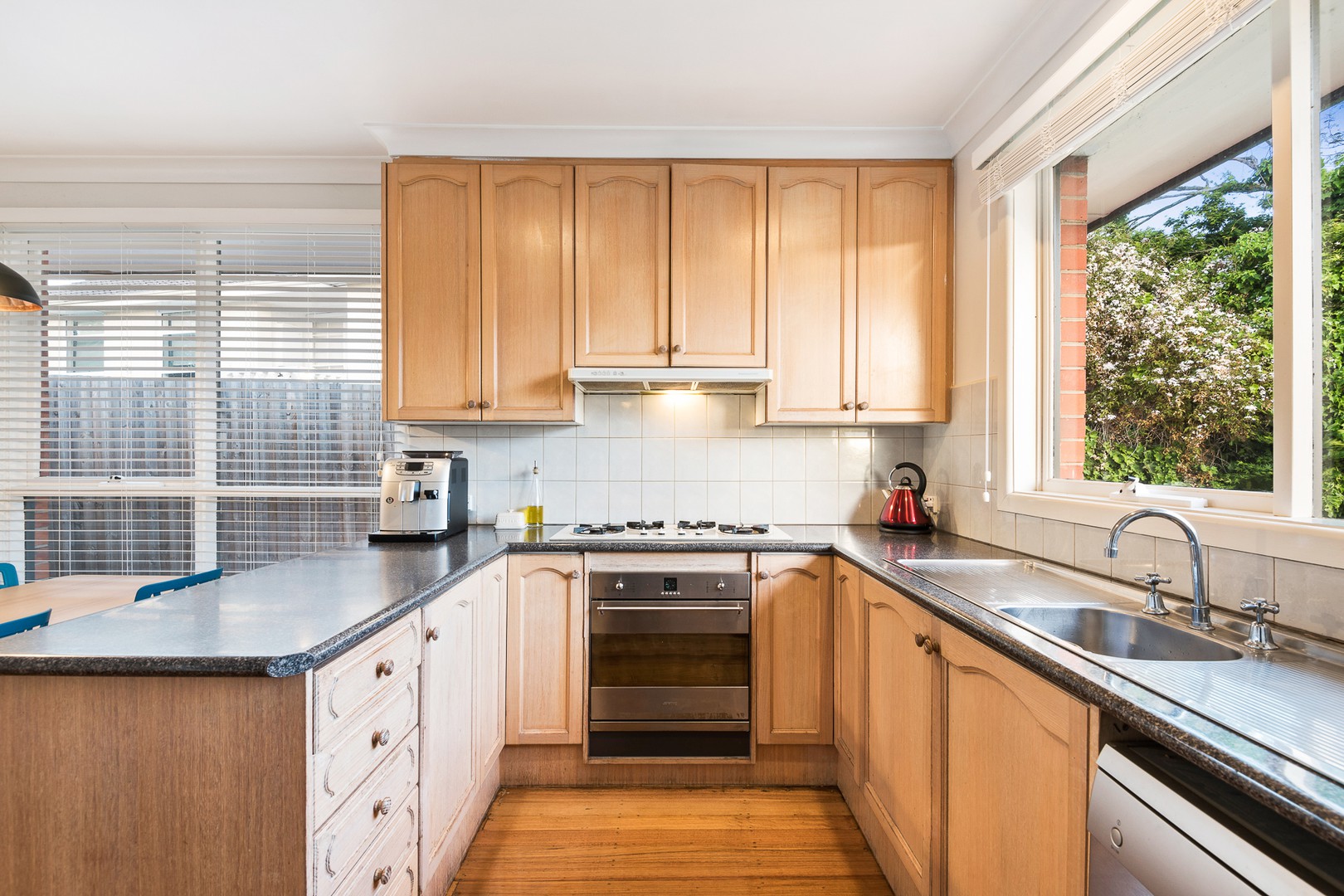 18 Feathertop Avenue, Templestowe Lower, VIC 3107, Templestowe Lower - Thumbnail 4