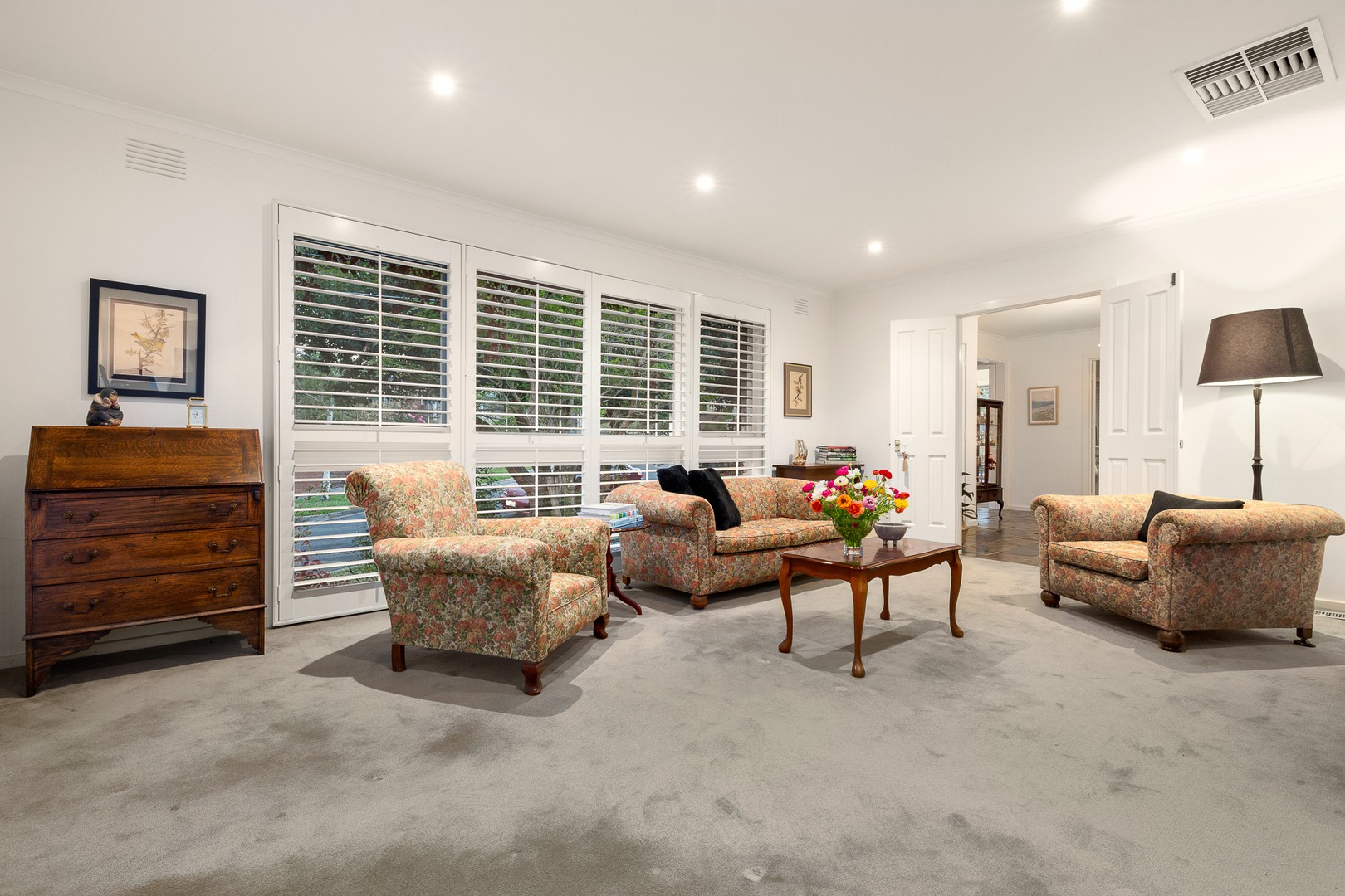 17 White Way, Bulleen, VIC 3105, Bulleen - Thumbnail 2