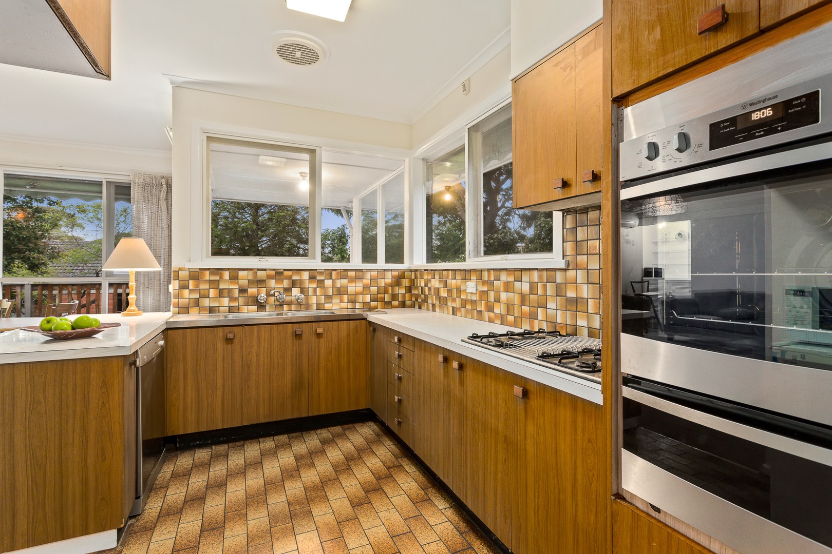 73 Wilsons RoadDoncaster, VIC 3108, Doncaster - Thumbnail 4