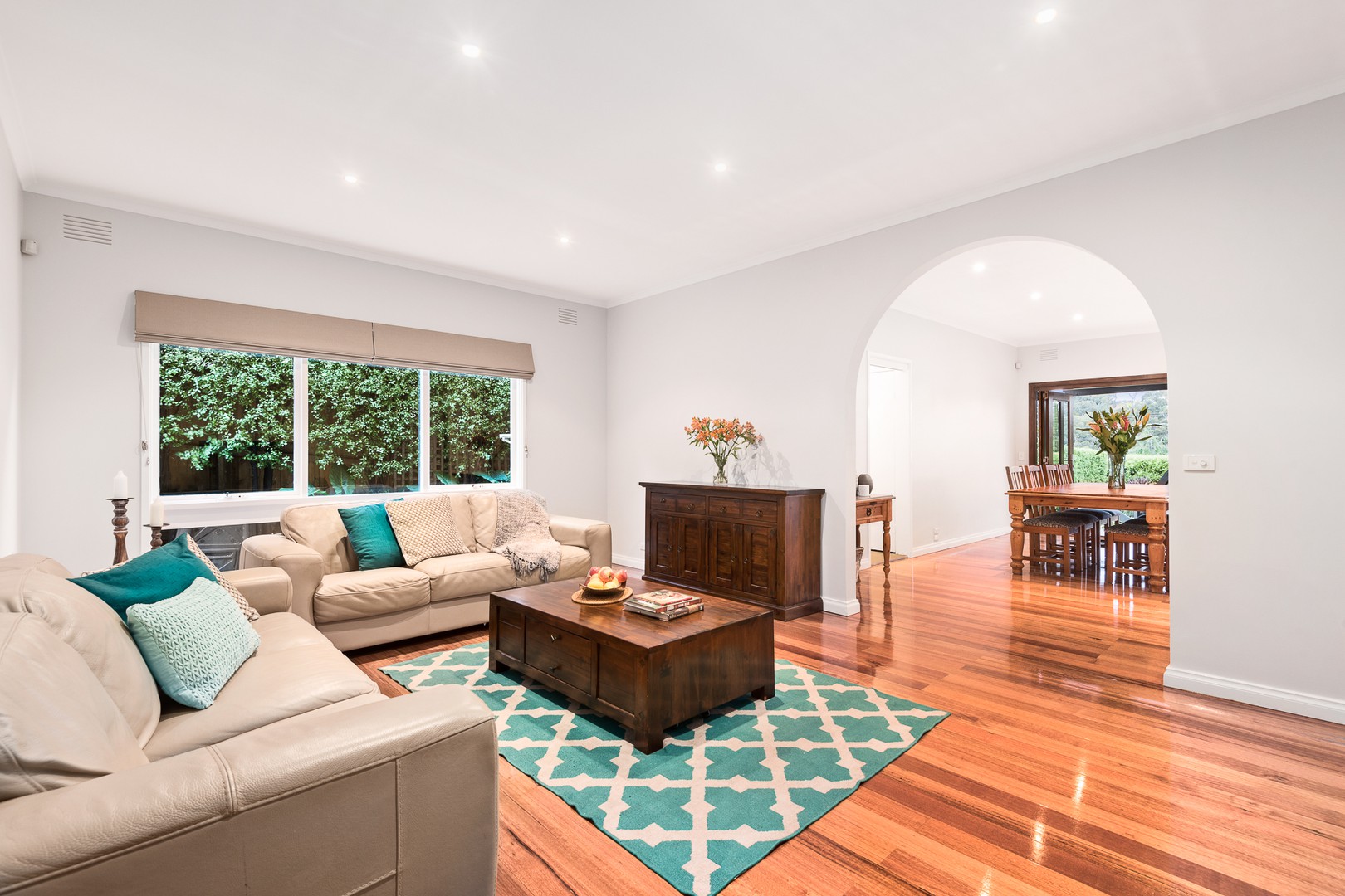 22 Beverly Hills Drive, Templestowe, VIC 3106, Templestowe - Thumbnail 2