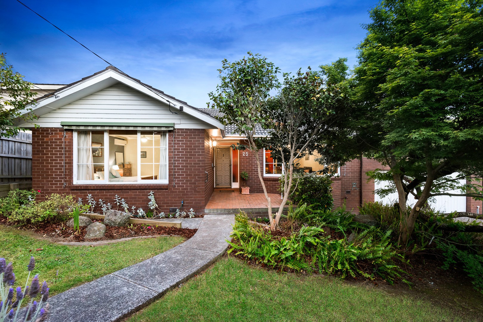 25 Harcourt StreetDoncaster, VIC 3108, Doncaster - Thumbnail 2