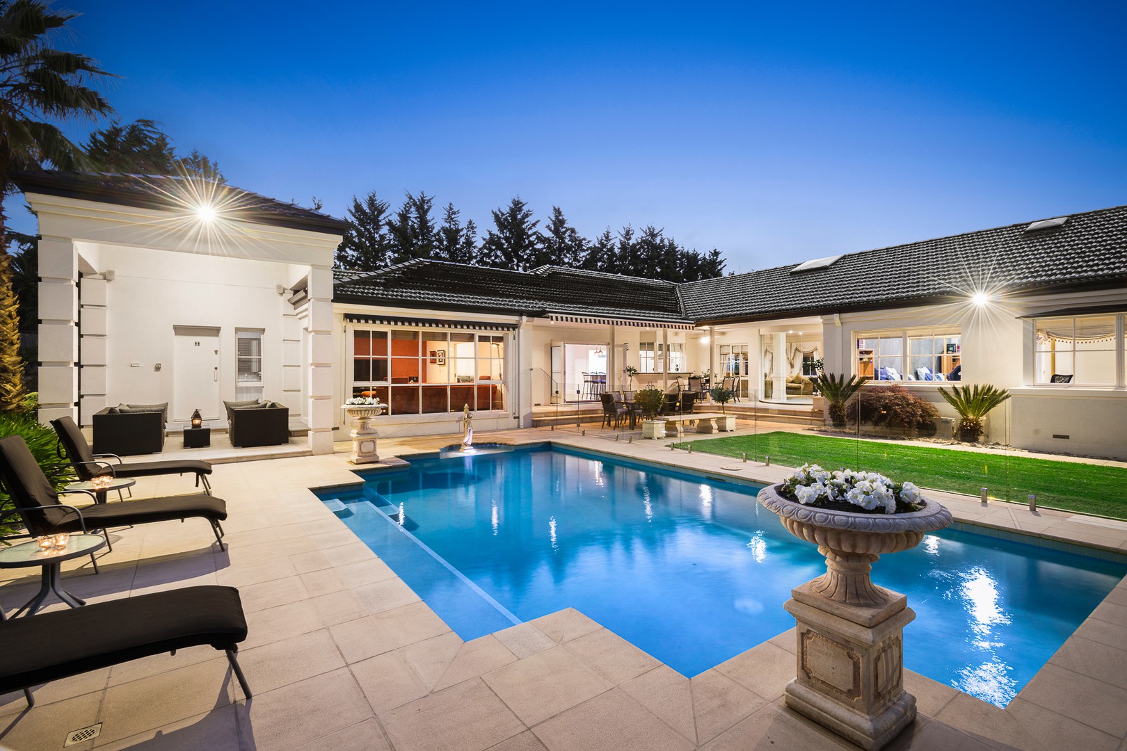 8 Bernarra Court, Donvale, VIC 3111, Donvale - Thumbnail 2