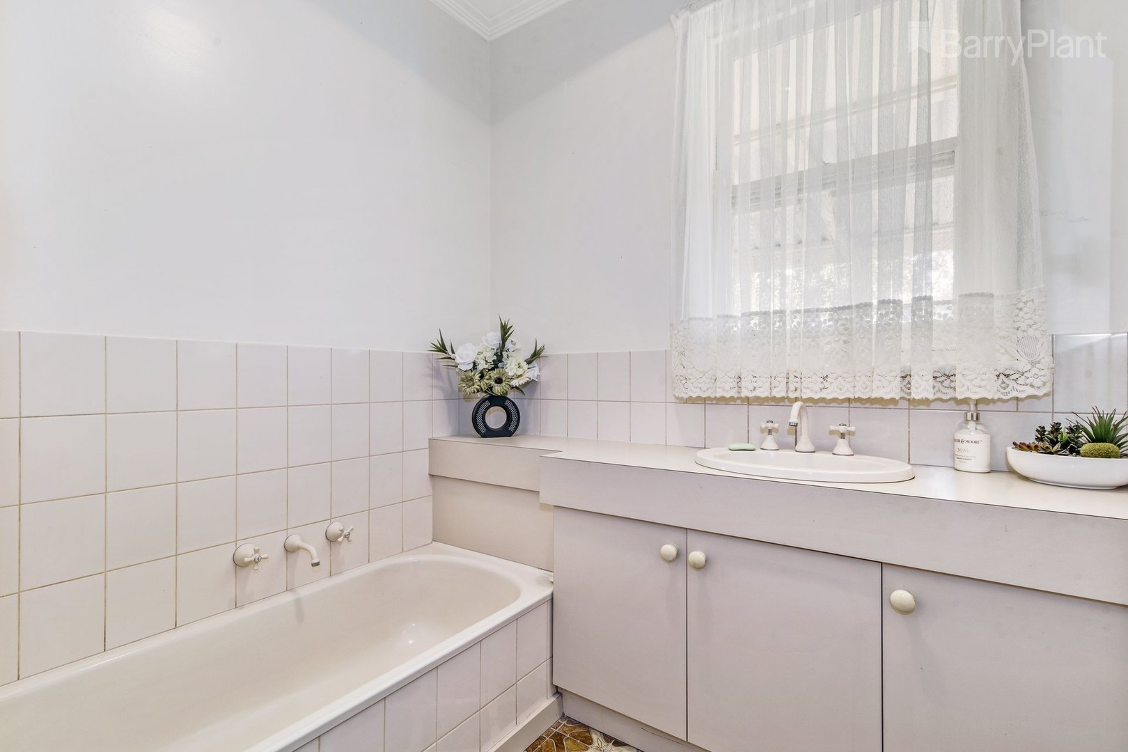 623 Axe Creek Road, Axe Creek, VIC 3551 - Thumbnail 2 - 18/05/2019