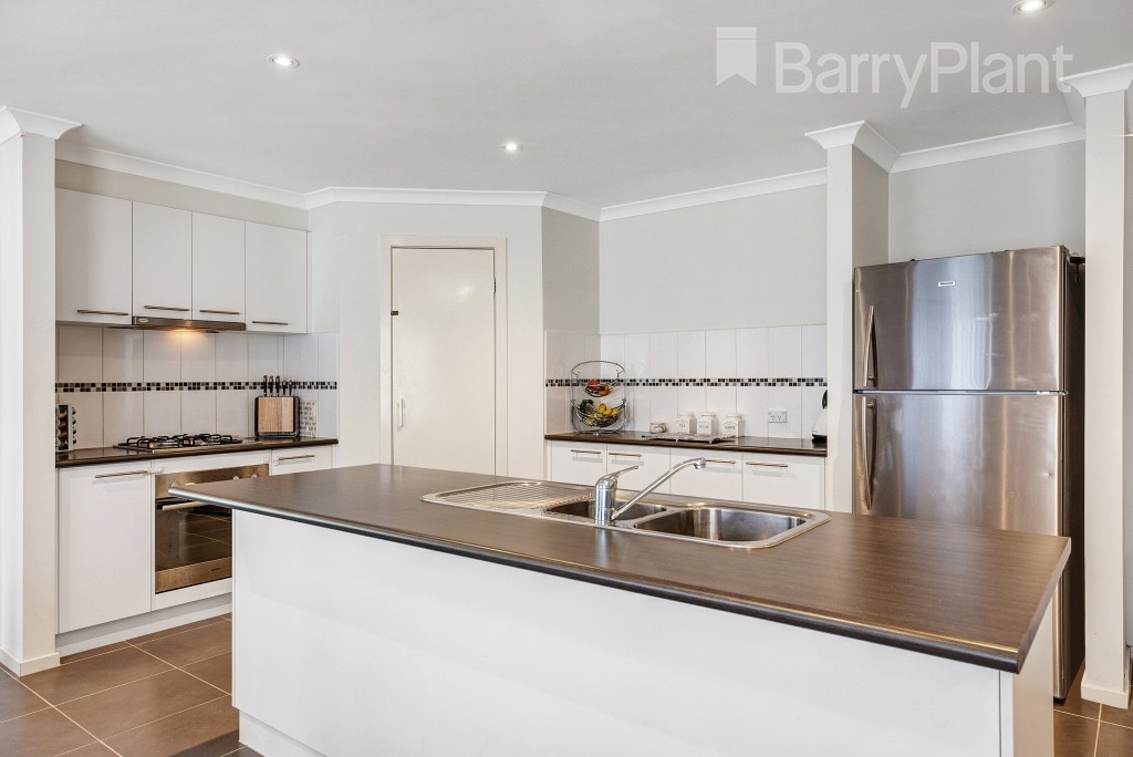 45 Manuka Grove, Wyndham Vale, VIC 3024 - Thumbnail 2 - 18/05/2019