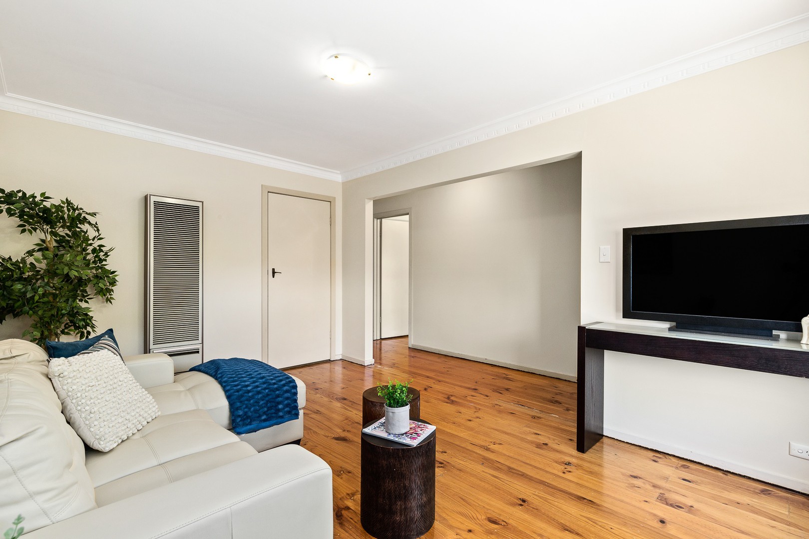 3/85 Medway Street, Box Hill North, VIC 3129, Munno Para Downs - Thumbnail 2