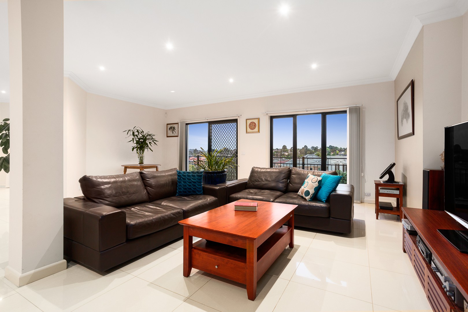 41 Yarra Valley BoulevardBulleen, VIC 3105, Bulleen - Thumbnail 3