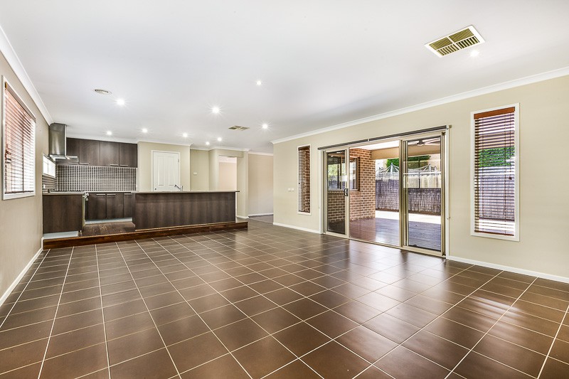 5 Sanders Drive, Doreen, VIC 3754 - Thumbnail 2 - 24/05/2019