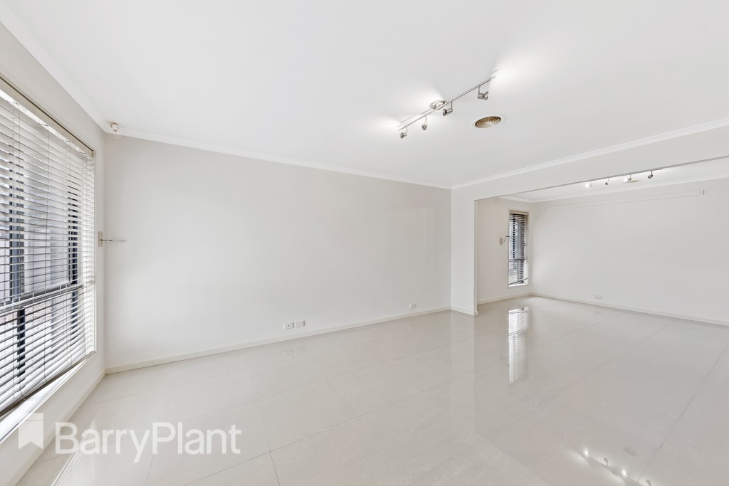 12 Blaxland Street, Burnside Heights, VIC 3023 - Thumbnail 1 - 24/05/2019