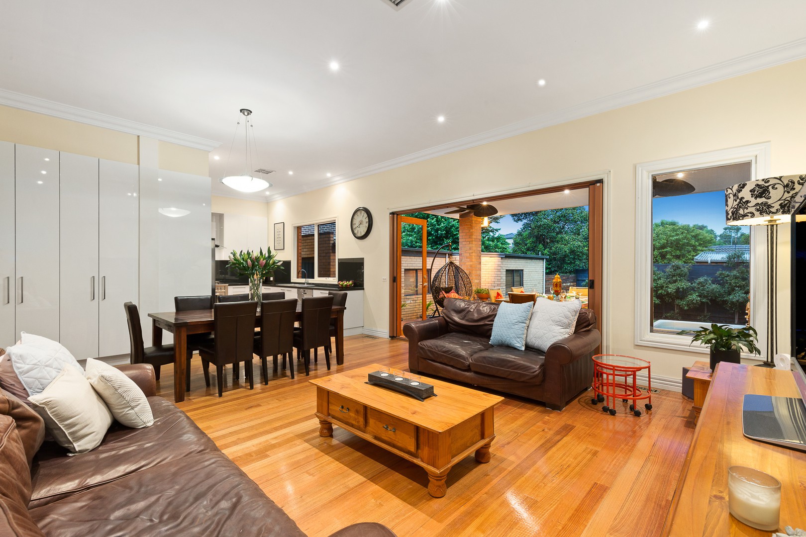 8 Mangan Street, Bulleen, VIC 3105, Bulleen - Thumbnail 3