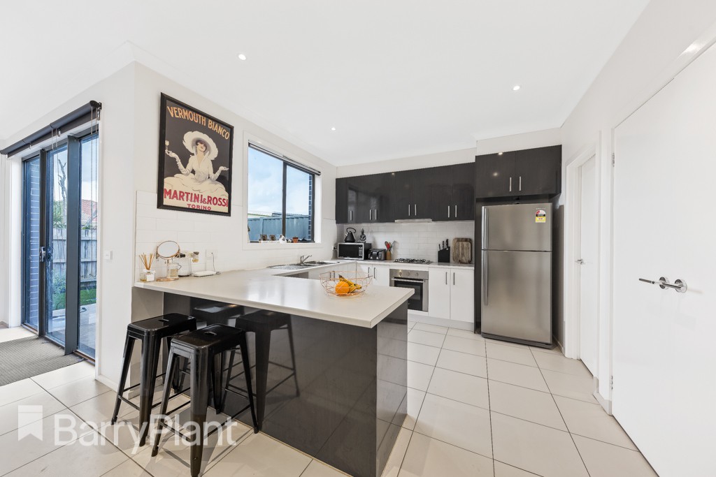 3/22 Fox Street, St Albans, VIC 3021 - Thumbnail 1 - 18/05/2019