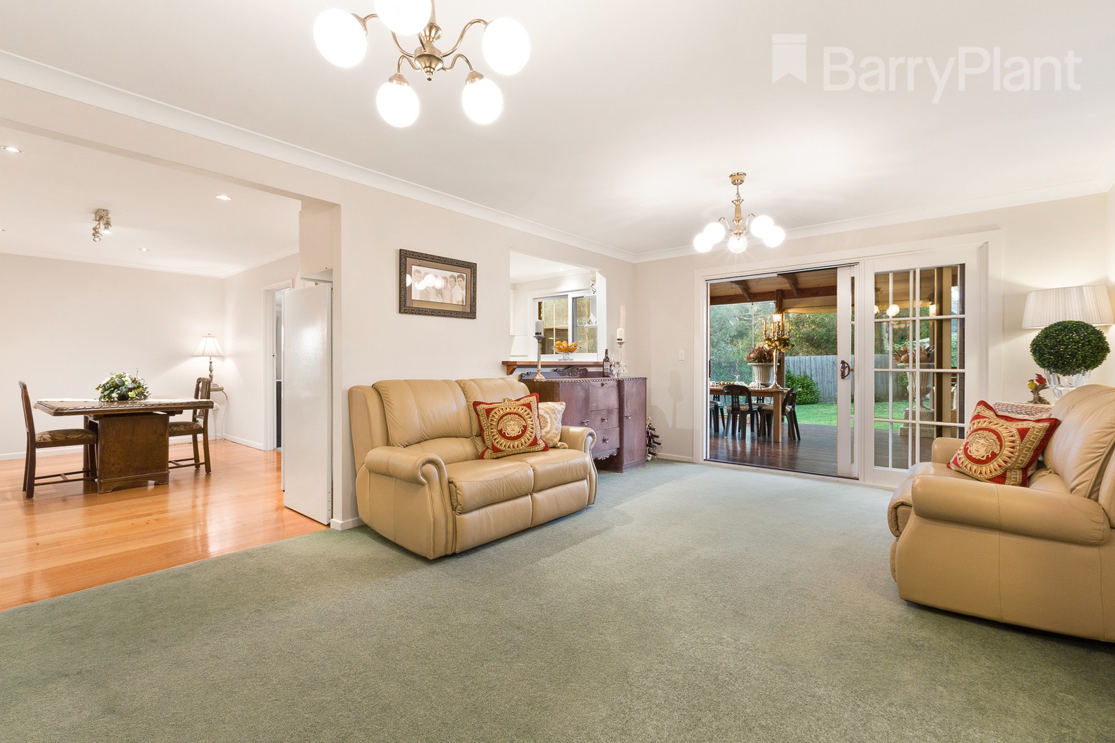 10 Gardiner Street, Berwick, VIC 3806 - Thumbnail 2 - 18/05/2019