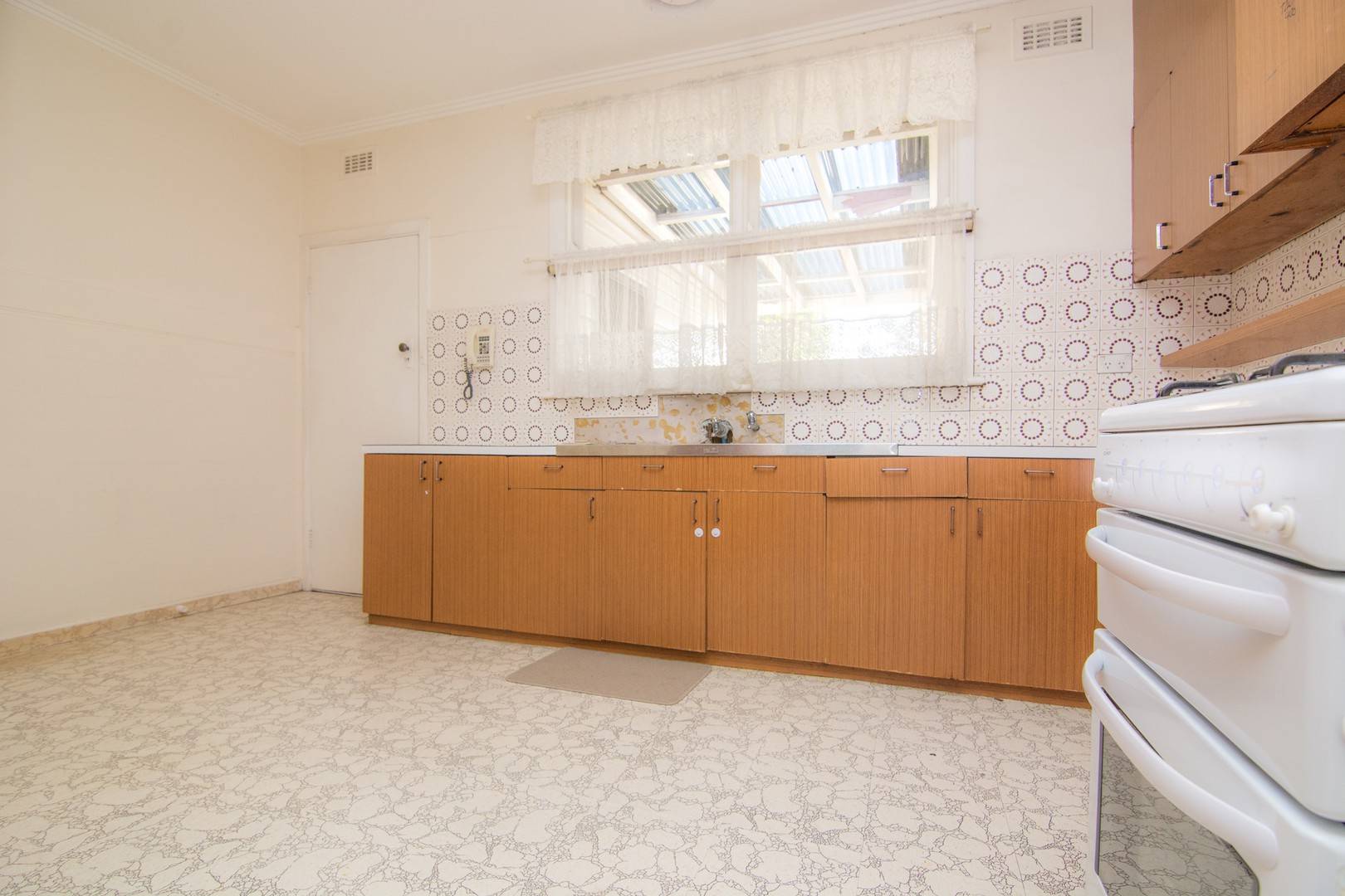 19 Cyprus Street, Lalor, VIC 3075 - Thumbnail 2 - 18/05/2019