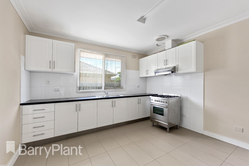 184 William Street, St Albans, VIC 3021 - Thumbnail 1 - 24/05/2019