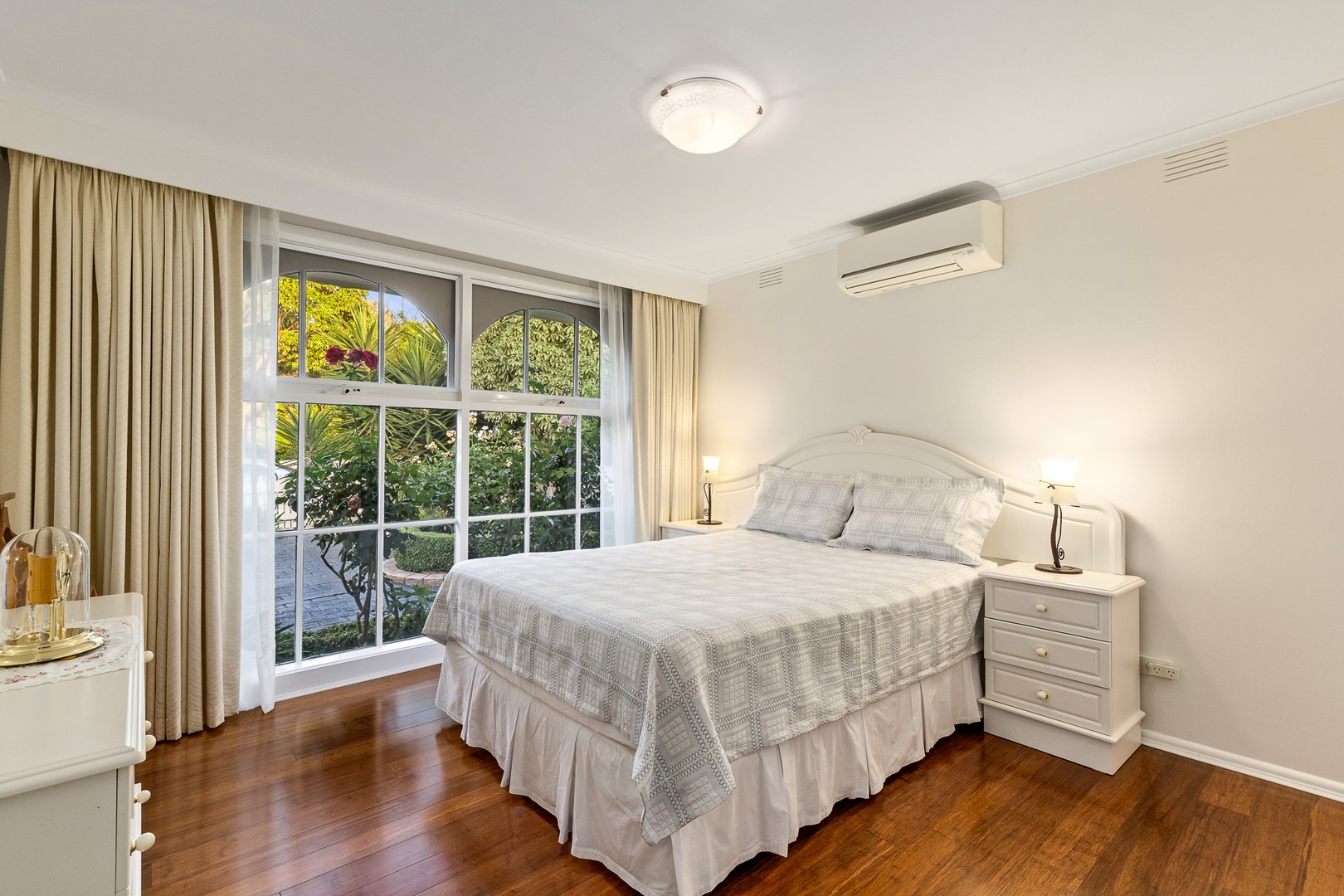 12 Worthing Avenue, Doncaster East, VIC 3109, Doncaster East - Thumbnail 5