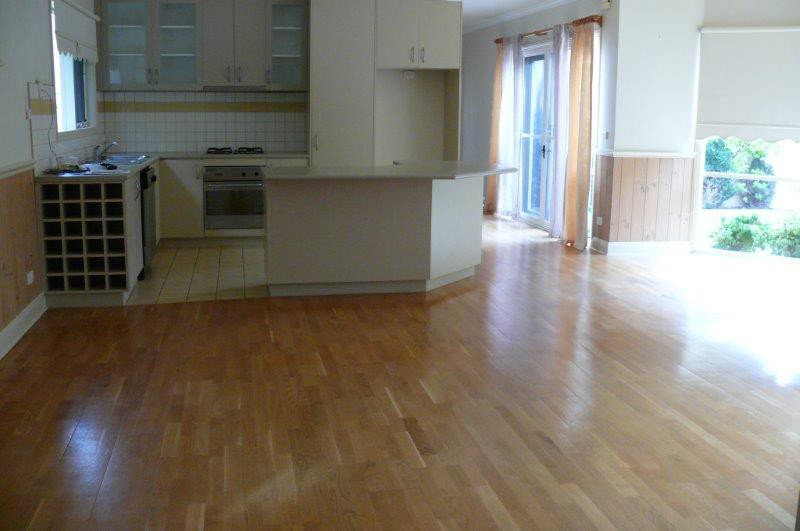 10 Parkhurst Street, Mornington, VIC 3931 - Thumbnail 2 - 24/05/2019