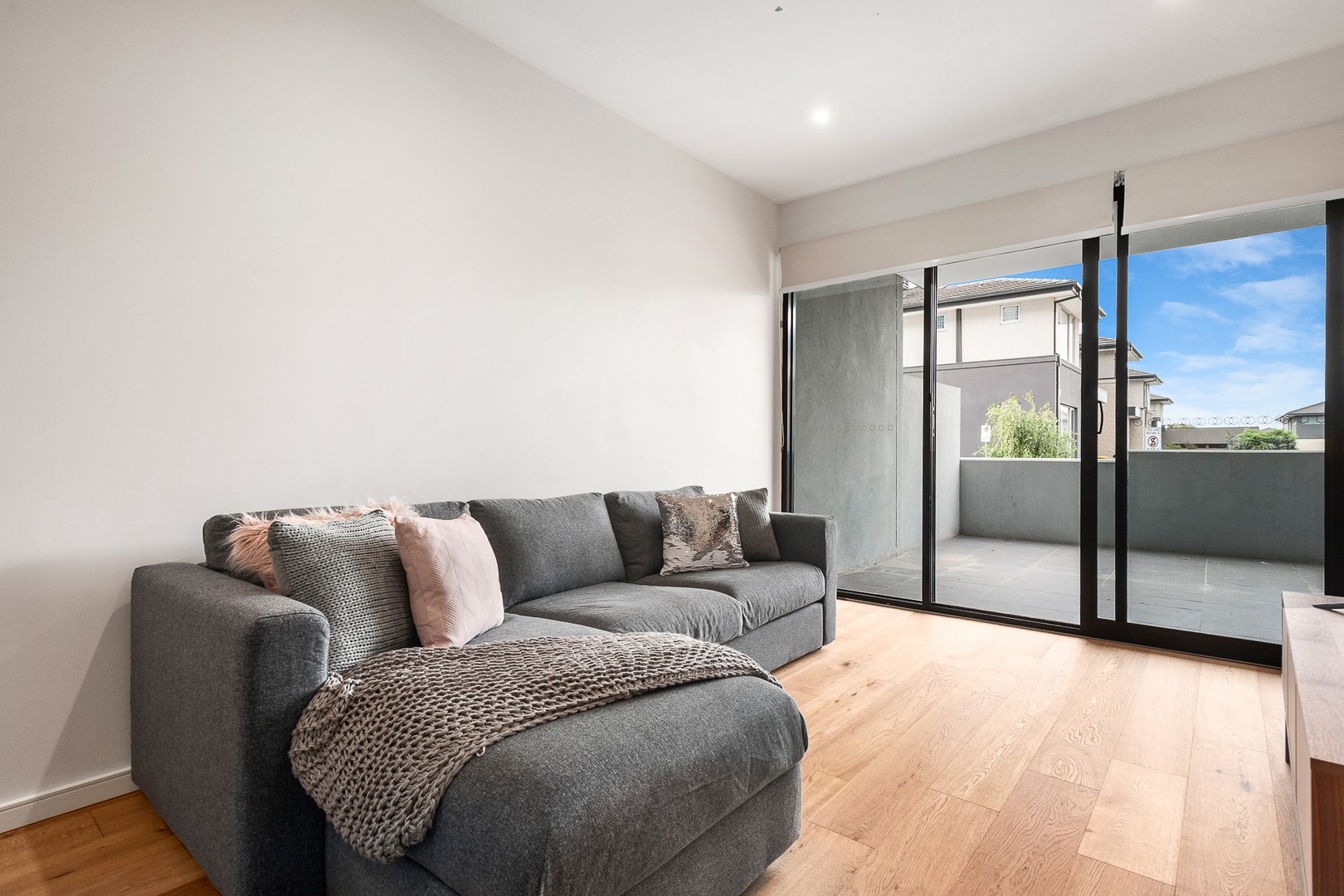 10/187 Reynolds RoadDoncaster East, VIC 3109, Doncaster East - Thumbnail 4