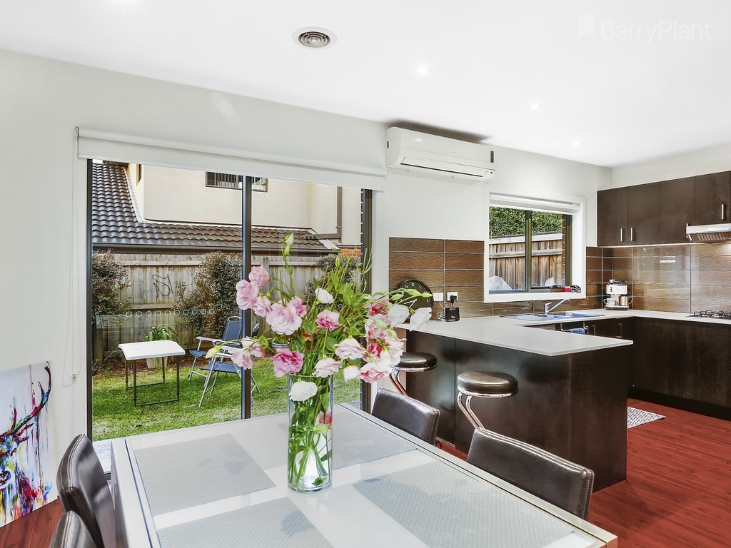 4/8 Karingal Street, Croydon North, VIC 3136 - Thumbnail 2 - 18/05/2019