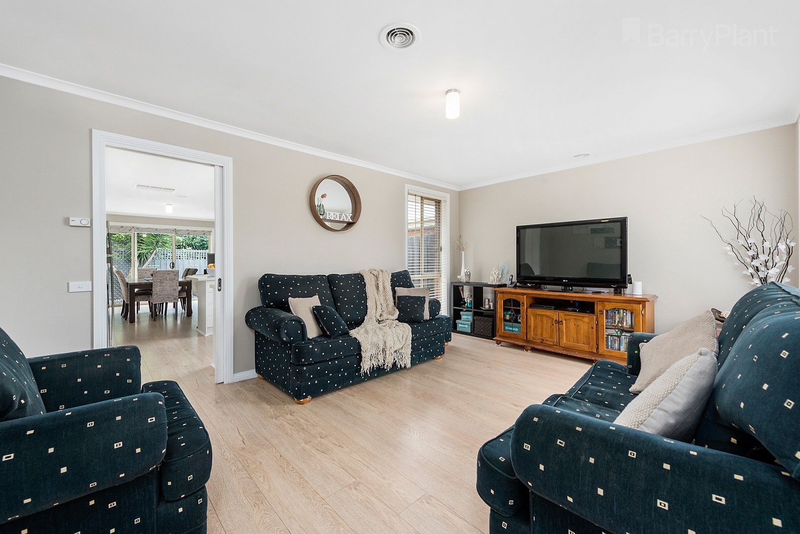 2/14 Commercial Road, Ferntree Gully, VIC 3156 - Thumbnail 2 - 18/05/2019