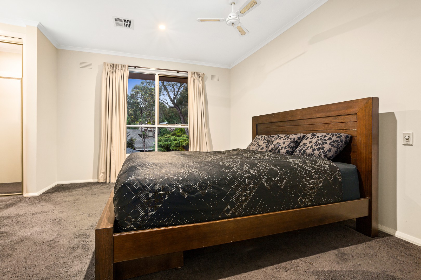 3 Bainbridge Drive, Eltham, VIC 3095, Eltham - Thumbnail 6