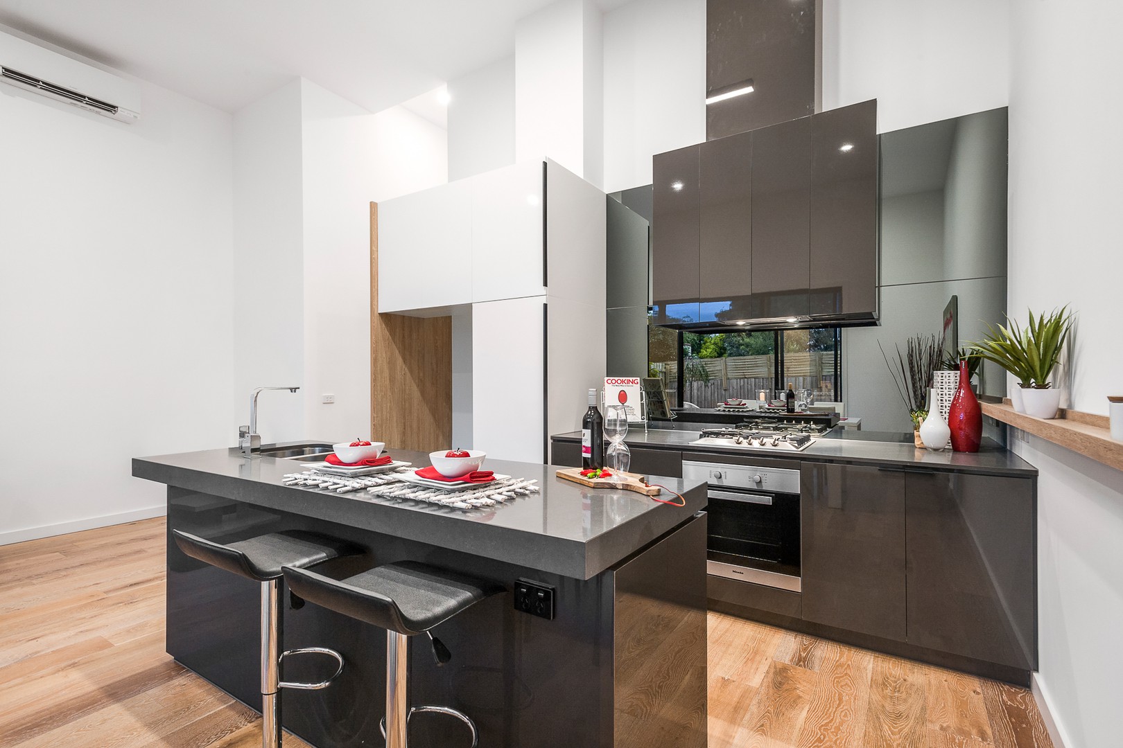 57 Harvest Court, Doncaster, VIC 3108, Doncaster - Thumbnail 3