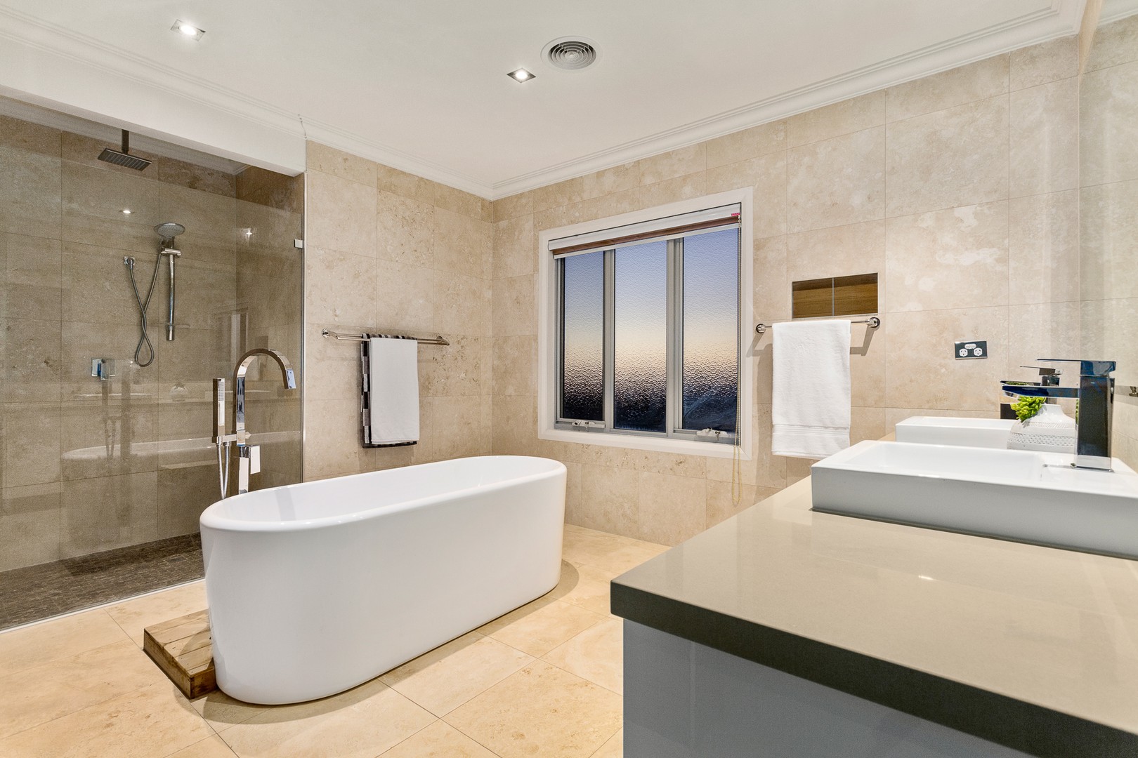 34 Vera Street, Bulleen, VIC 3105, Bulleen - Thumbnail 7