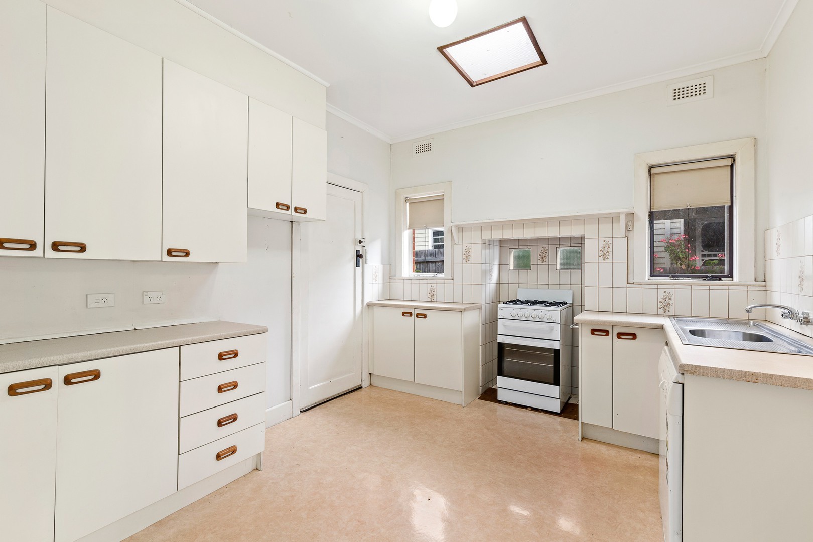 4 Exeter Place, Greenfields, WA, 6210, Greenfields - Thumbnail 5