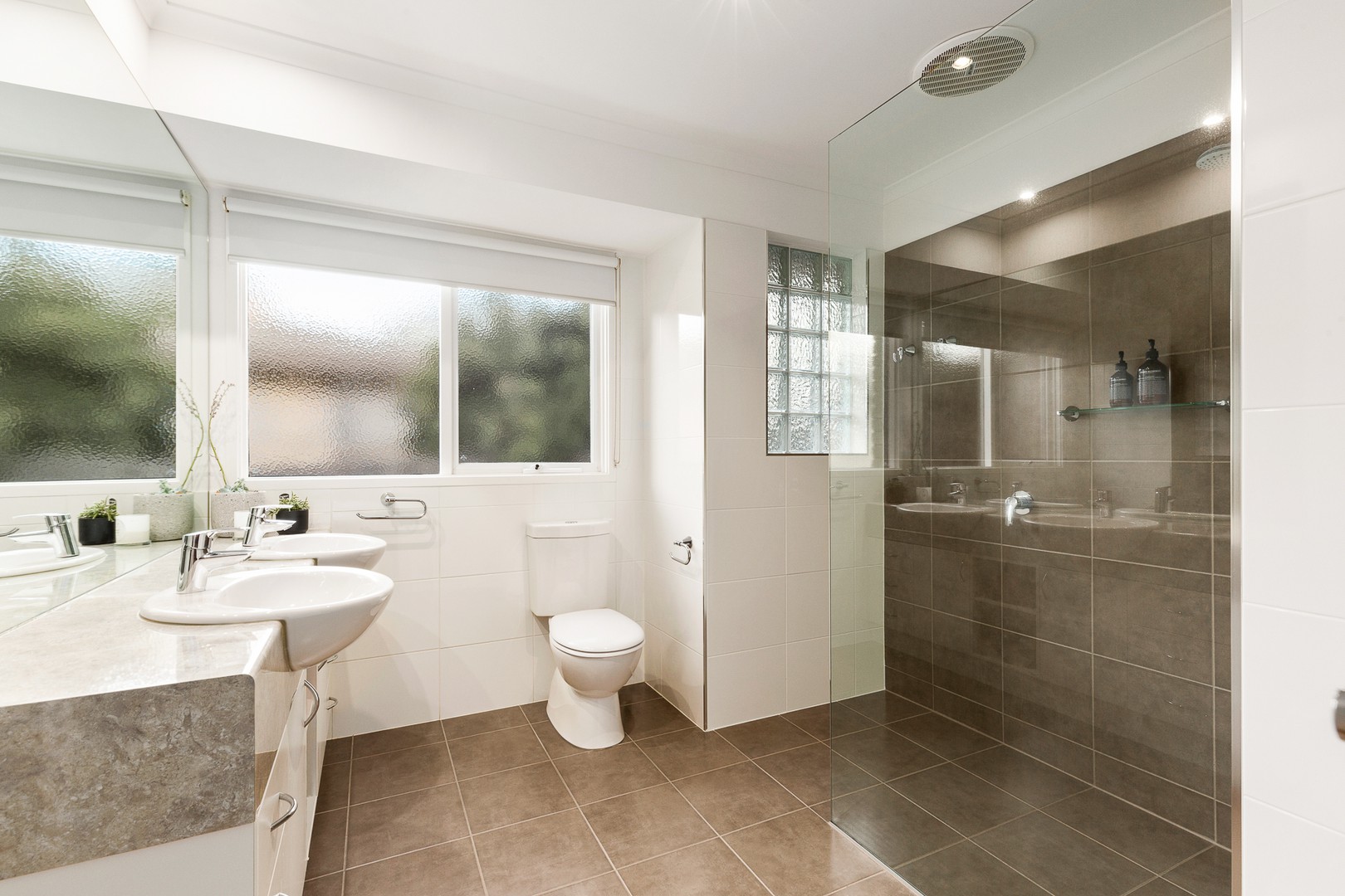 5 Watling Terrace, Doncaster East, VIC 3109, Doncaster East - Thumbnail 4