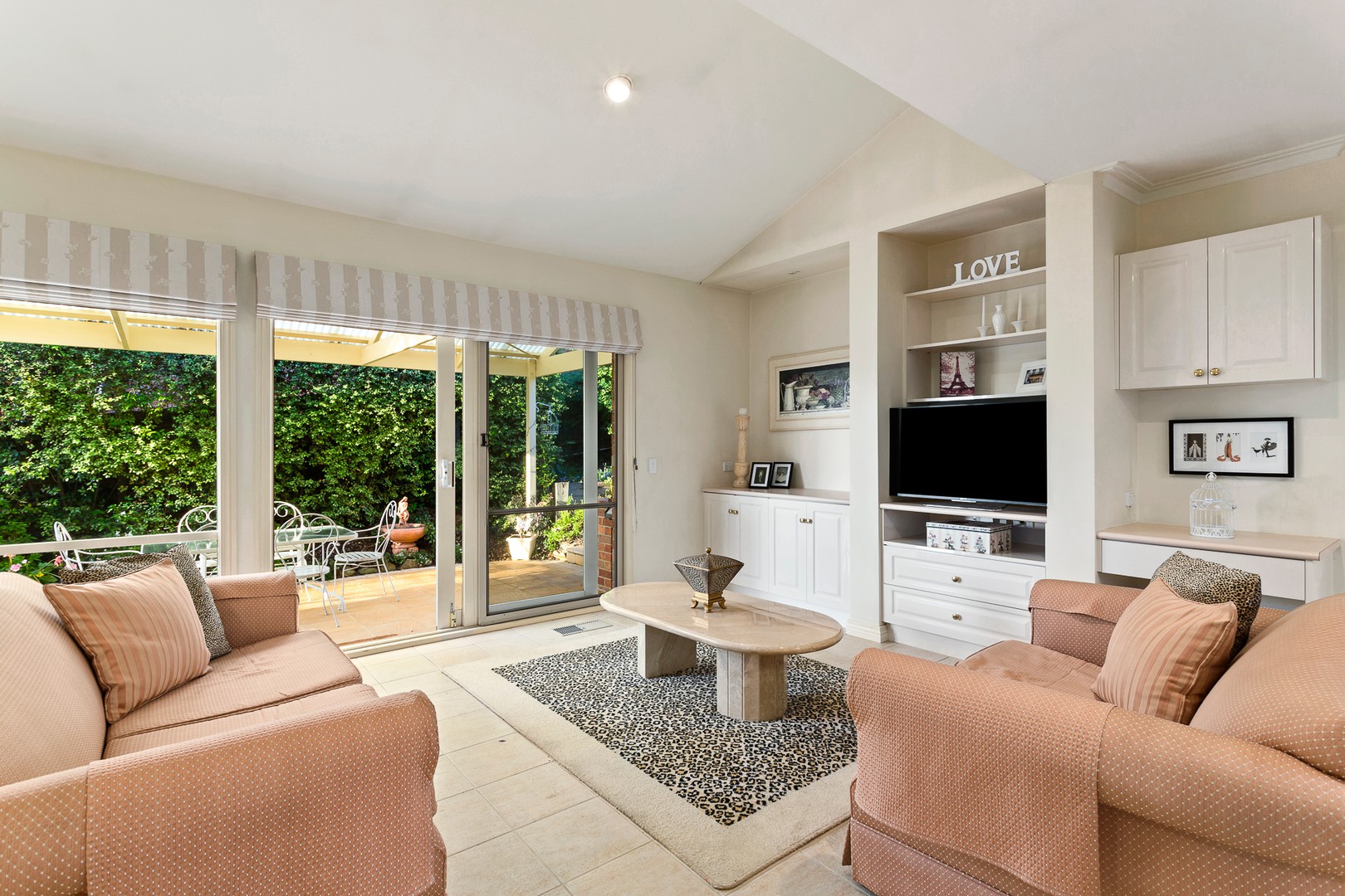 14 Matisse Drive, Templestowe, VIC 3106, Templestowe - Thumbnail 2