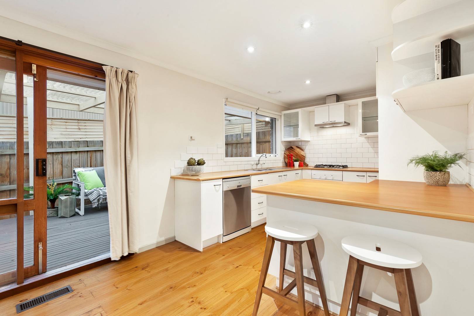3/6-10 Darcy Street, Doncaster, VIC 3108, Mount Barker - Thumbnail 5
